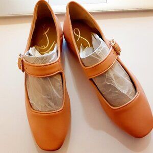 Michaela Mary Jane Flat - Brand new in size 6 - Color: Canyon Clay